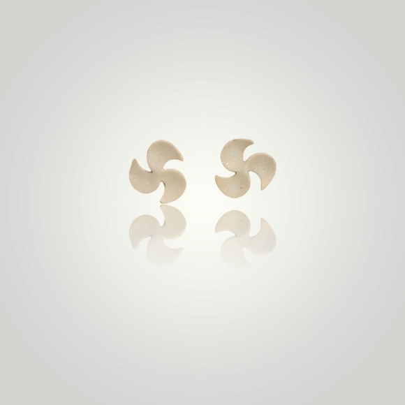 3 for $15-White Sparkly Windmill Shaped Earrings - Picture 1 of 6